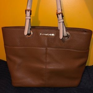 MK Bedford Top Zip Pocket Tote - Brown